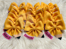 Load image into Gallery viewer, Personalized back to school bow
