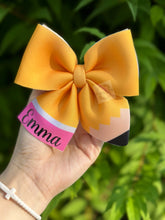 Load image into Gallery viewer, Personalized back to school bow

