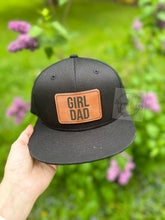 Load image into Gallery viewer, Snapback hats
